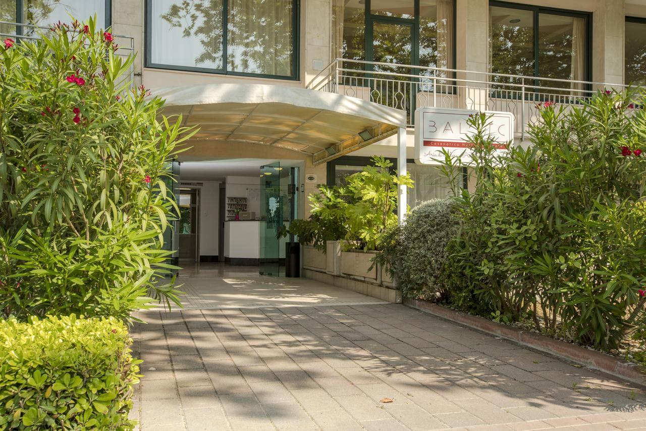 Hotel Baltic Cesenatico Eksteriør billede
